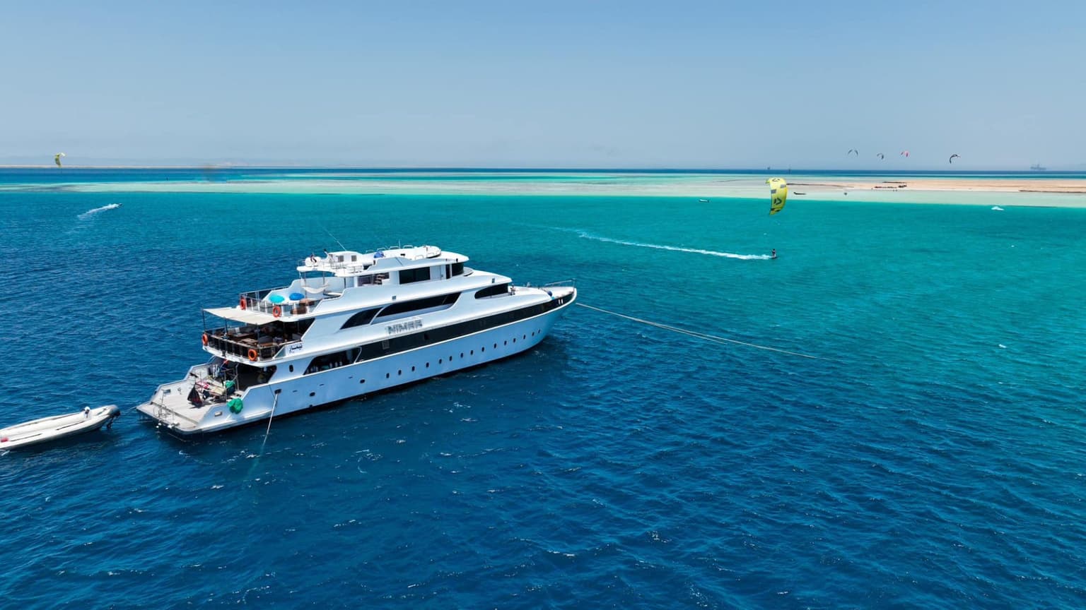 Boats / Yachts